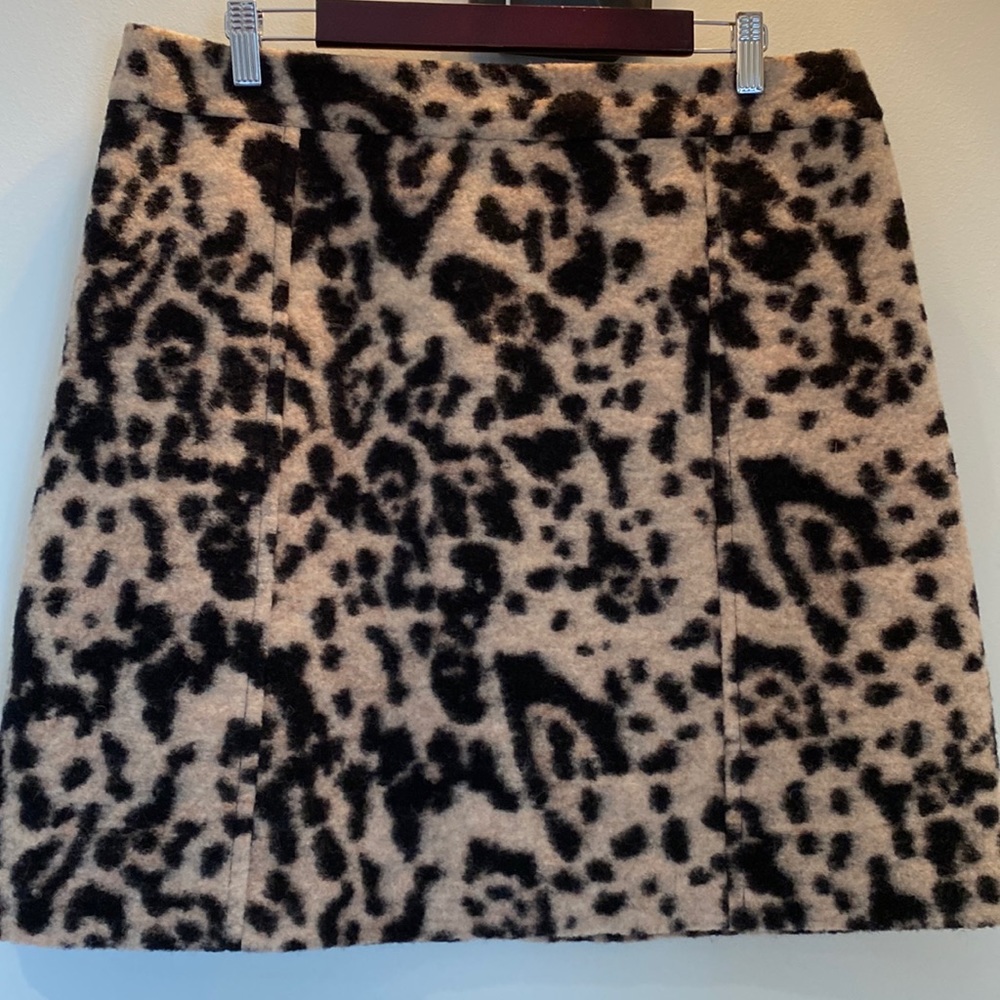 Ann Taylor cheetah print skirt